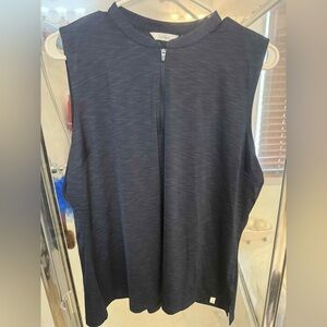 Lady Hagen top